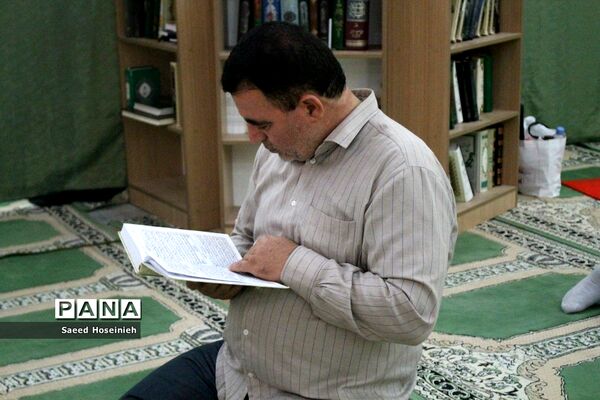 رقابت دانش‌آموزان در کنکور سراسری رشته تجربی در قم-3
