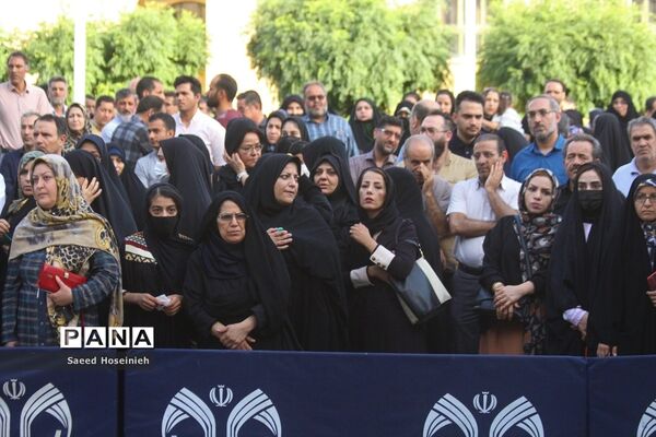 رقابت دانش‌آموزان در کنکور سراسری رشته تجربی در قم-3