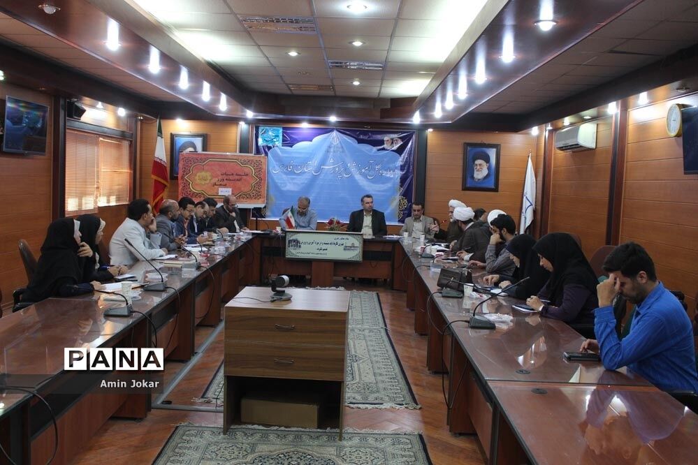 یقین دارم یک انقلاب فرهنگی بزرگ به برکت نماز در استان فارس ایجاد می‌شود