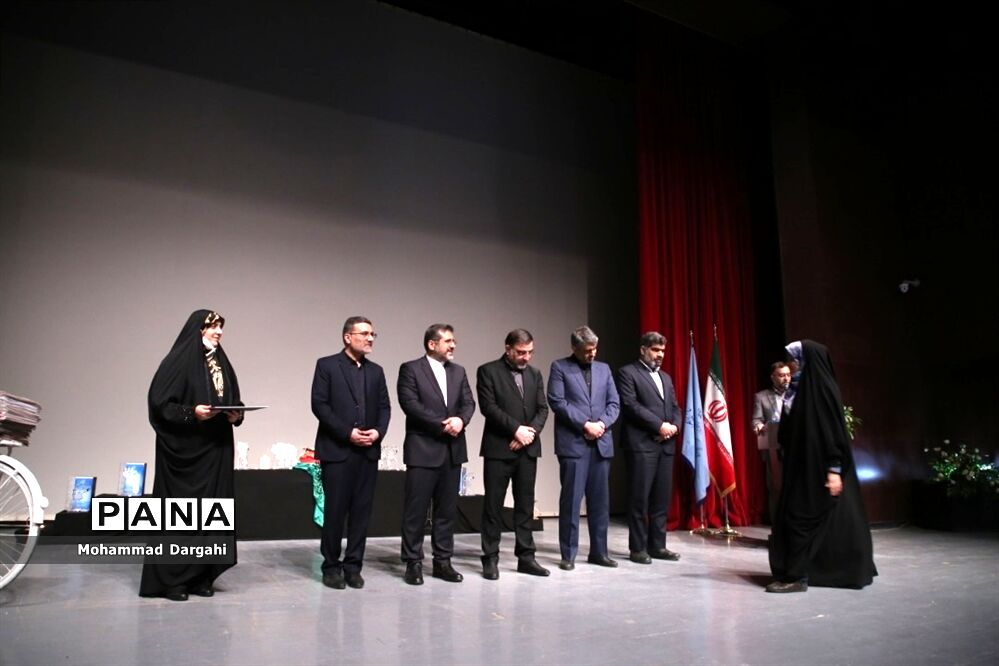 نخستین جشنواره ملی مطبوعات دینی در قم