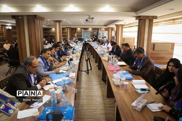 نشست صمیمانه مدیران سازمان دانش‌آموزی سراسر کشور-1