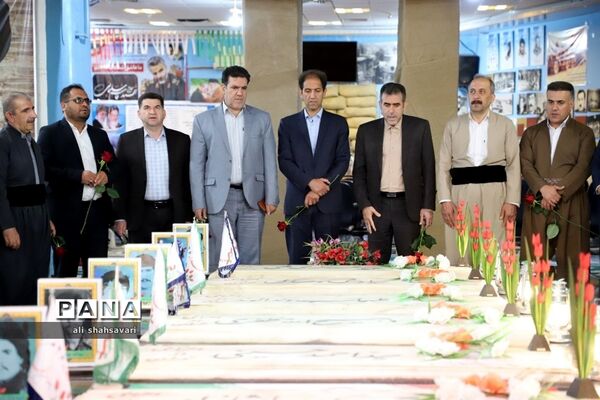 حضور مدیرکل آموزش و پرورش استان کرمانشاه در یادمان شهدای پاوه