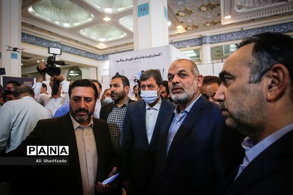 افتتاحیه نمایشگاه شهر هوشمند با حضور وزیر کشور