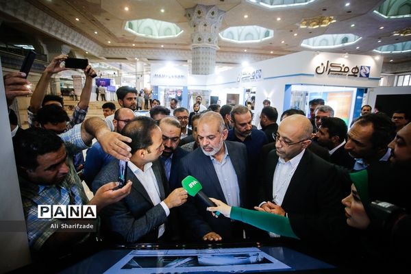 افتتاحیه نمایشگاه شهر هوشمند با حضور وزیر کشور