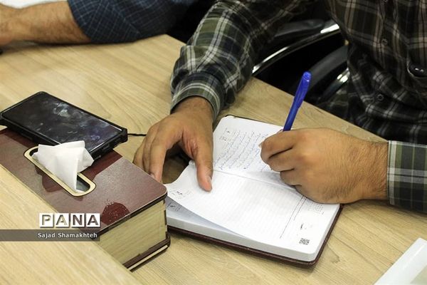 نشست خبری مدیرکل سازمان شیلات استان خوزستان