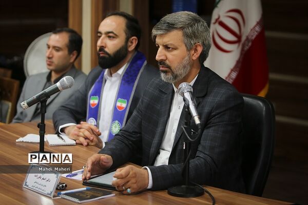 نشست صمیمانه مدیران سازمان دانش‌آموزی سراسر کشور-2
