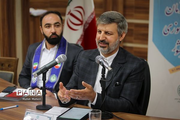 نشست صمیمانه مدیران سازمان دانش‌آموزی سراسر کشور-2