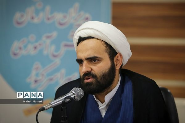 نشست صمیمانه مدیران سازمان دانش‌آموزی سراسر کشور-2