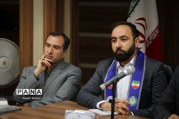 نشست صمیمانه مدیران سازمان دانش‌آموزی سراسر کشور-2