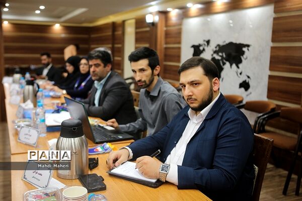 نشست صمیمانه مدیران سازمان دانش‌آموزی سراسر کشور-2