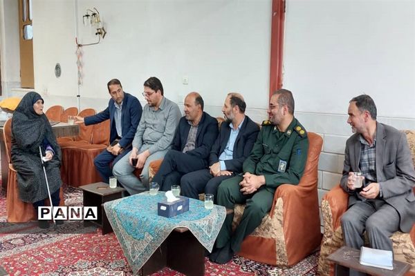 سفر مدیرکل بنیاد شهید استان اصفهان به نائین