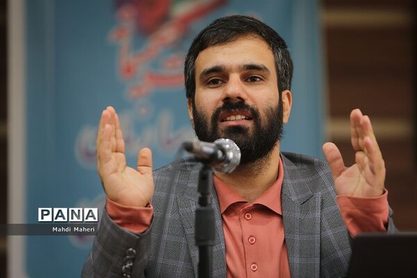 دومین روز نشست صمیمانه مدیران سازمان دانش‌آموزی سراسر کشور