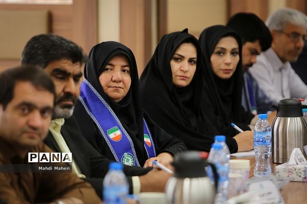 دومین روز نشست صمیمانه مدیران سازمان دانش‌آموزی سراسر کشور