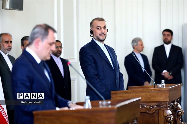 دیدار وزرای خارجه ایران و آذربایجان