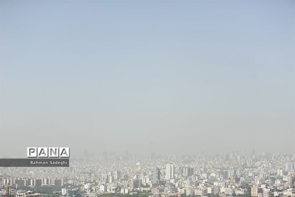 آلودگی شدید هوای پایتخت به روایت تصویر