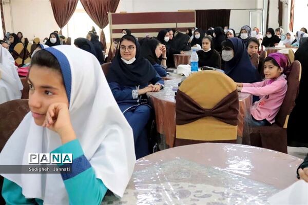 تقدیر از برگزیدگان جشنواره نوجوان سالم در آباده