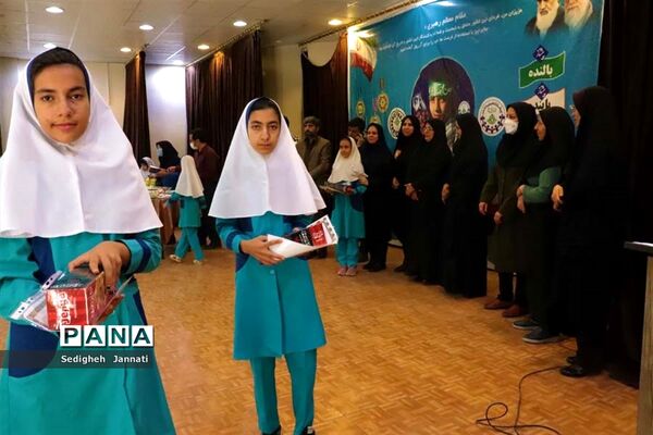 تقدیر از برگزیدگان جشنواره نوجوان سالم در آباده