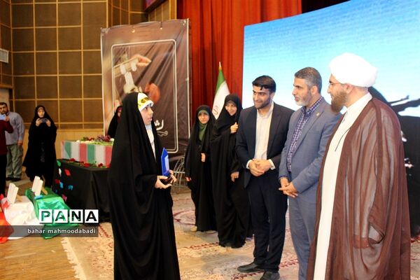 یادواره ملی شهدای دانش‌آموز دختر(لشگر فرشتگان) در کرمانشاه