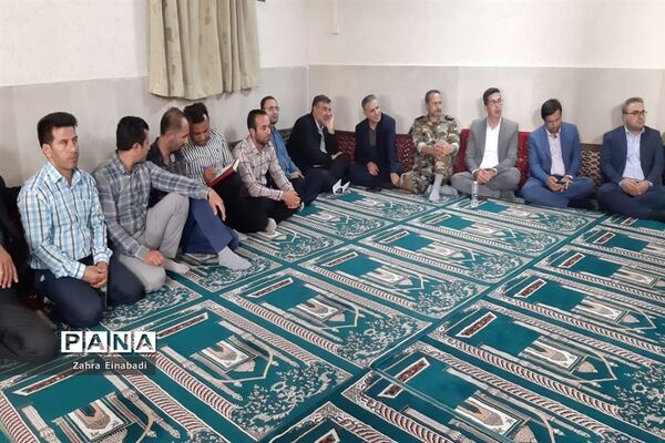 بازدید استاندار تهران از کانون پرورش فکری هنری دهستان  اخترآباد