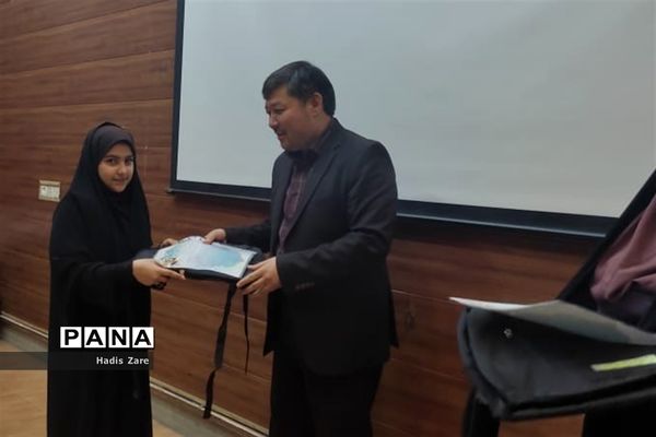 آیین تجلیل از مقام‌آوران استانی جشنواره سردار دل‌ها