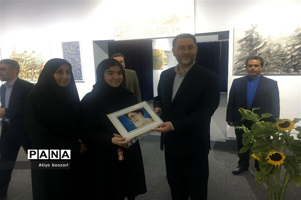 افتتاح نگارخانه کوشا در کانون فرهنگی و تربیتی شهید مفتح تهران