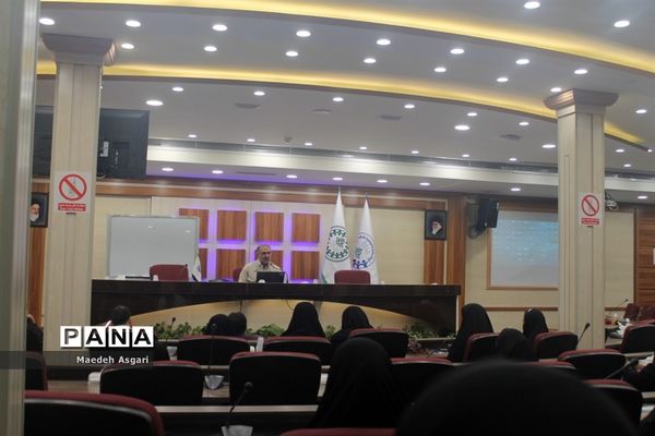 کارگاه حضوری آموزش خبرنگاری پانا ویژه دختران دانش‌آموز استان قم