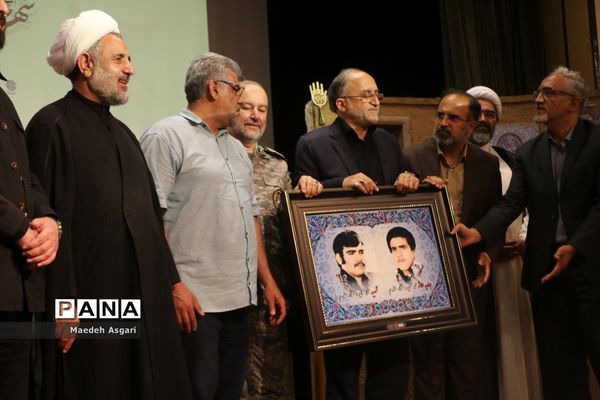 اختتامیه جشنواره ملی فیلمنامه‌نویسی شهادت قلم در قم