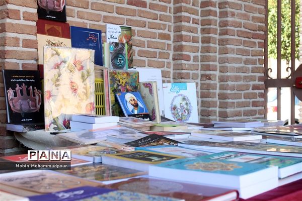 جمعه بازار صنایع دستی در تبریز