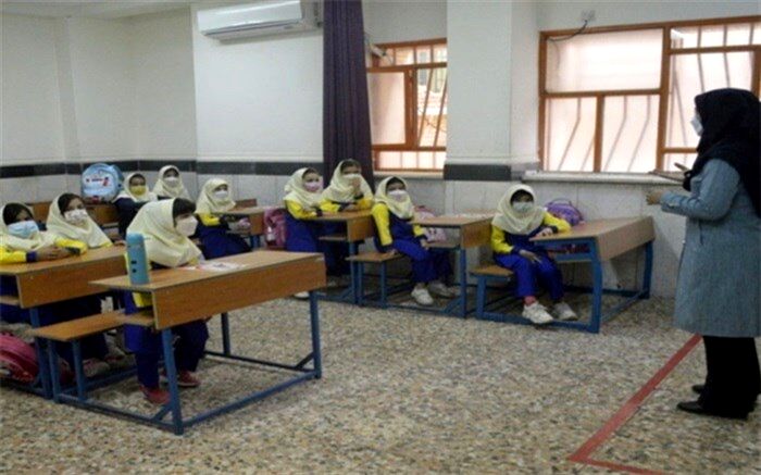 معلمان باید متخصص تربیت باشند