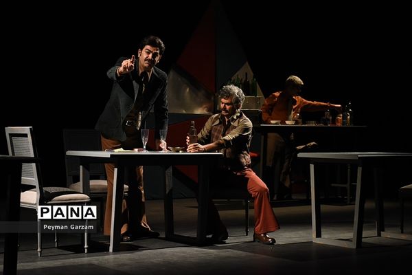 اجرای کنسرت نمایش «کافه لکانطه» در پردیس تئاتر شهرزاد