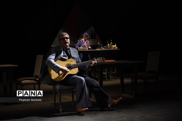 اجرای کنسرت نمایش «کافه لکانطه» در پردیس تئاتر شهرزاد