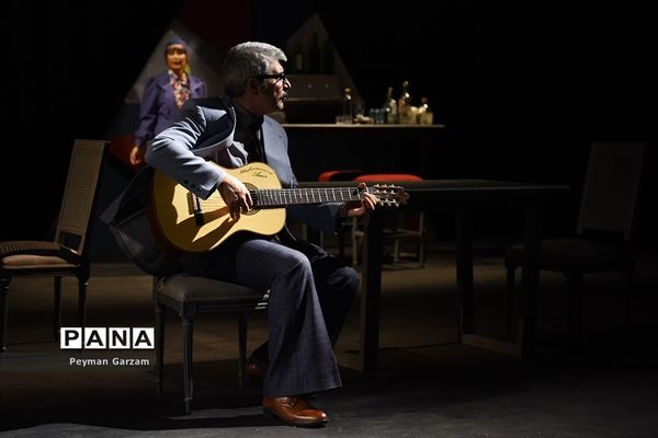 اجرای کنسرت نمایش «کافه لکانطه» در پردیس تئاتر شهرزاد