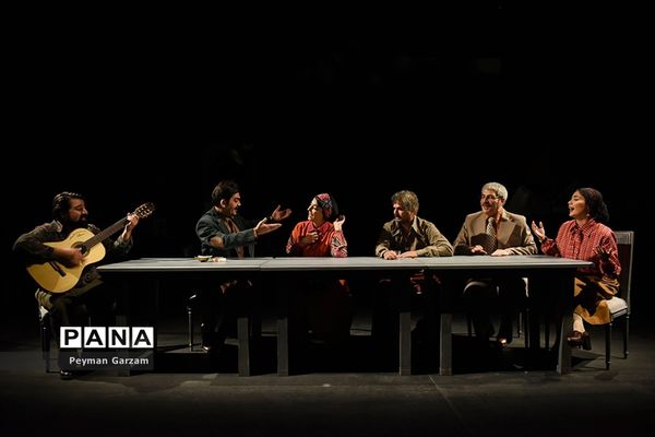 اجرای کنسرت نمایش «کافه لکانطه» در پردیس تئاتر شهرزاد