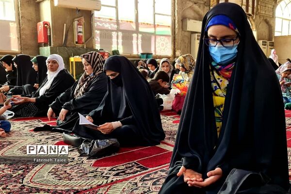 آیین دعای پر فیض عرفه در اهواز
