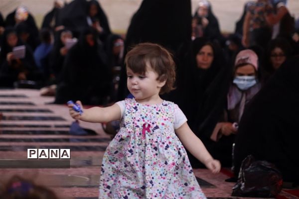 دست‌های التماس