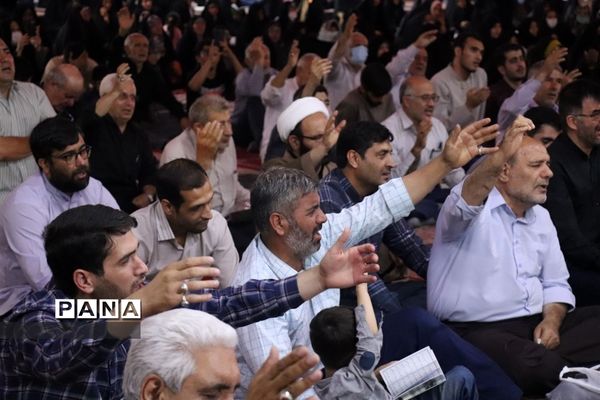 دست‌های التماس