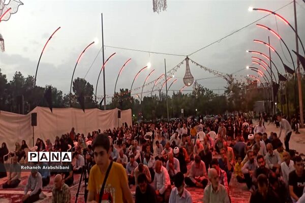 طنین دلنواز عرفه در آباده