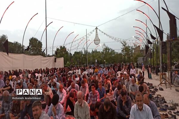 طنین دلنواز عرفه در آباده