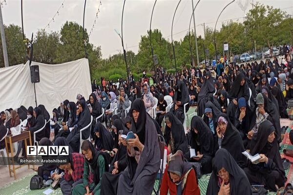 طنین دلنواز عرفه در آباده