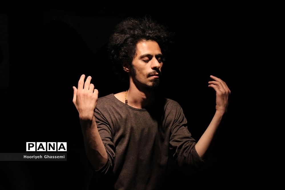 اجرای نمایش «بی‌نام» در تماشاخانه سیمرغ