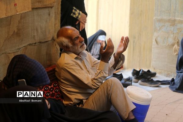 مراسم دعای عرفه در کوه خضر نبی قم-1