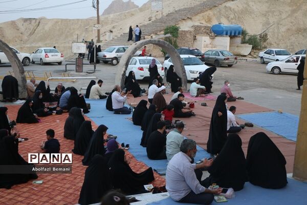 مراسم دعای عرفه در کوه خضر نبی قم-1