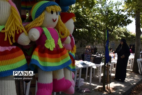 نمایشگاه دست سازه‌ها در بهنمیر