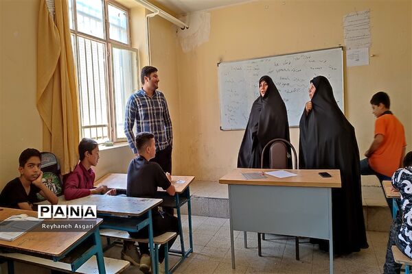 پویش «لبخند رضایت» در مدارس محروم شهرستان قرچک