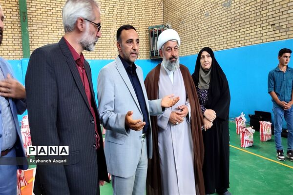 پویش «لبخند رضایت» در مدارس محروم شهرستان قرچک