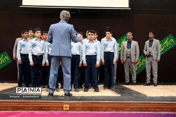 حضور معاون پرورشی و فرهنگی اداره‌کل آموزش و پرورش فارس در آباده