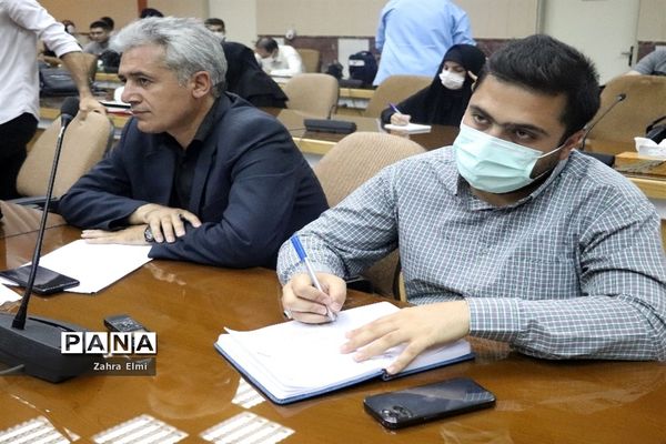 نشست خبری رئیس دانشگاه علوم پزشکی در تبریز