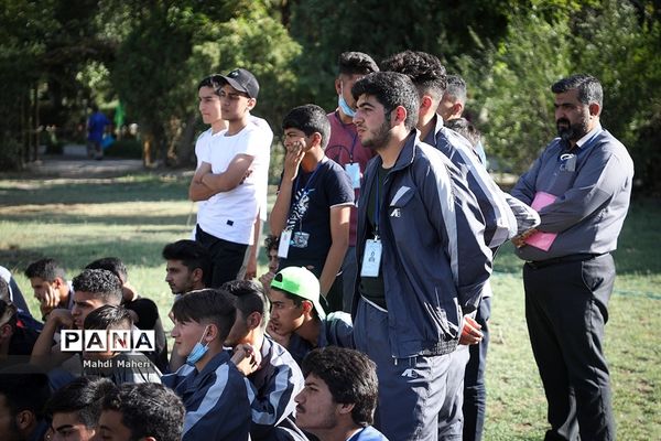 برگزاری کلاس‌ها و دوره‌های آموزشی ویژه دانش‌آموزان عشایر کشور در اردوگاه ثامن الحجج مشهد مقدس