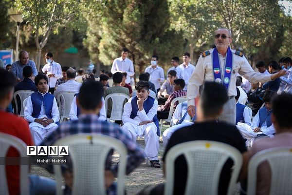 برگزاری کلاس‌ها و دوره‌های آموزشی ویژه دانش‌آموزان عشایر کشور در اردوگاه ثامن الحجج مشهد مقدس