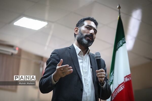 برگزاری کلاس‌ها و دوره‌های آموزشی ویژه دانش‌آموزان عشایر کشور در اردوگاه ثامن الحجج مشهد مقدس